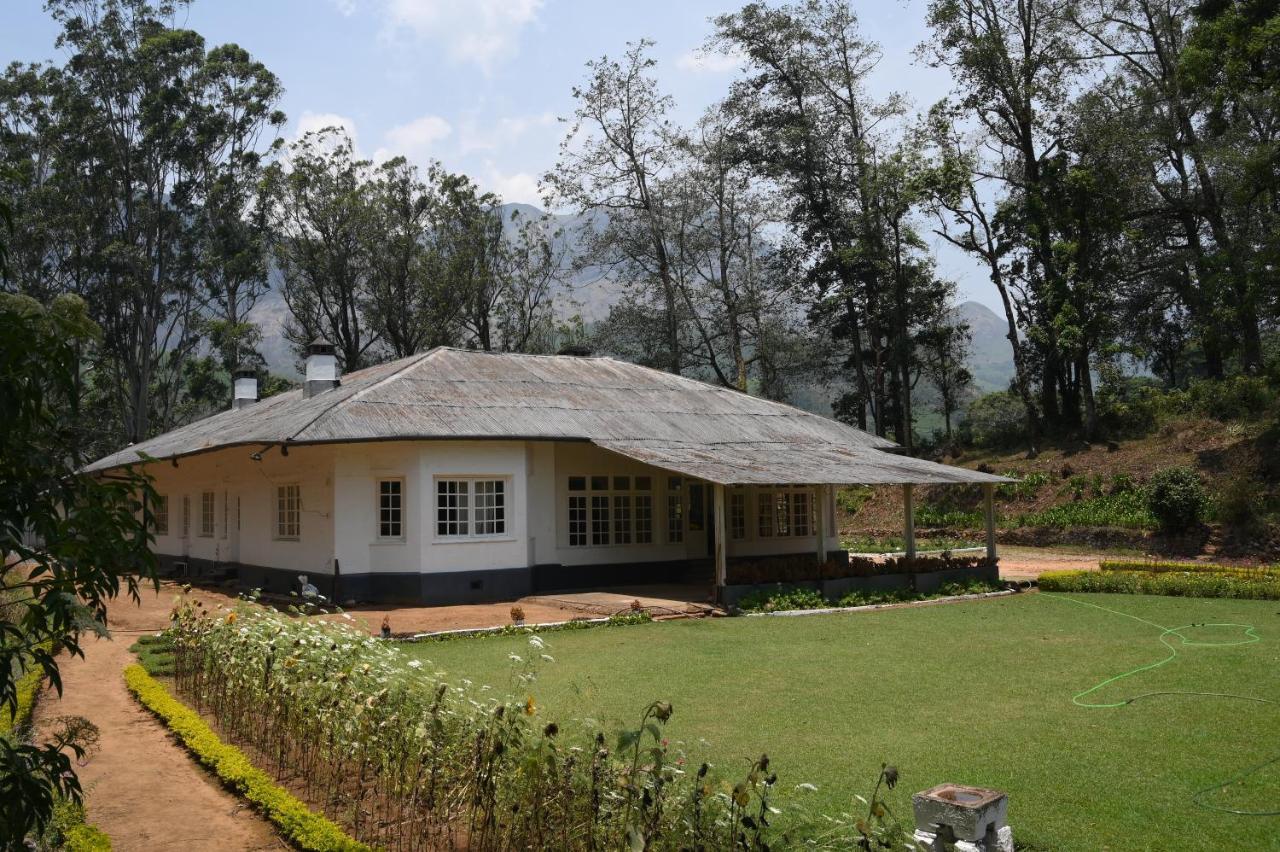 Ama Stays And Trails Tea Estate Bungalows , 무나르 외부 사진